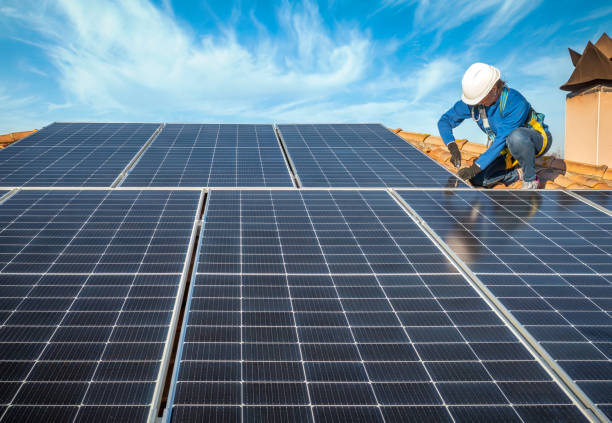 Best Roof Coating Services  in River Hills, WI